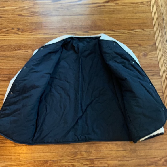 Fluffy jacket - Picture 5 of 5